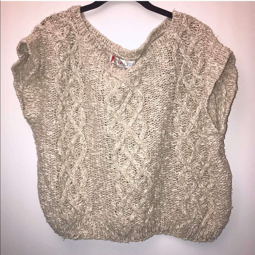 Chaus LINEN Chunky Cable Knit Top Flax OS SM wedge